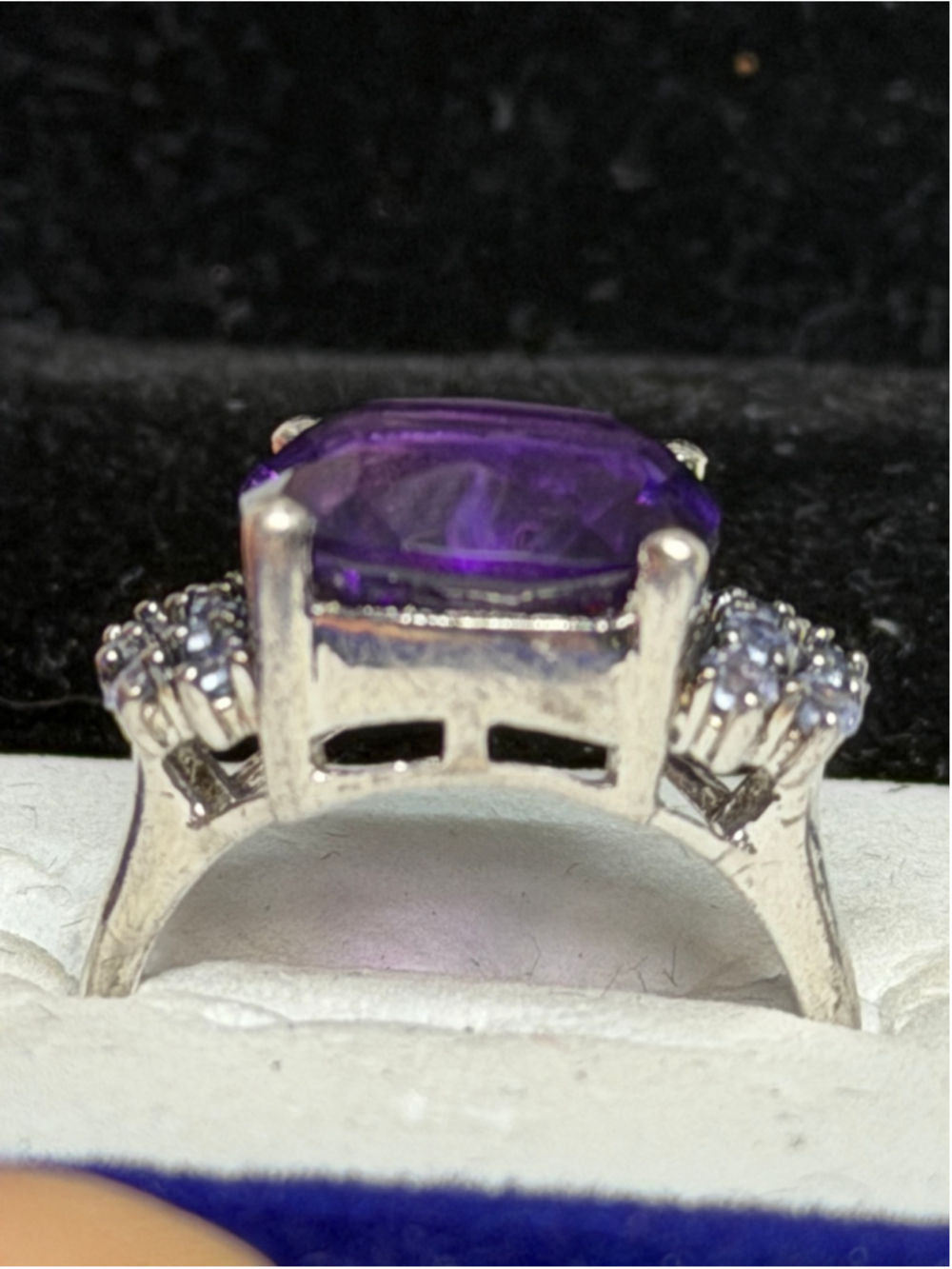 Women's Judith Ripka Purple Amethyst Silver Ring size 7 - Picture 2 of 5